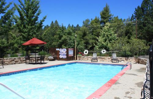 Apple Hill Hotel | Mother Lode Motel
