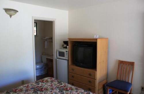 Apple Hill Hotel | Mother Lode Motel