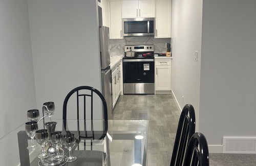 Southeast Calgary House | Motherland Seton Calgary Cozy Suite