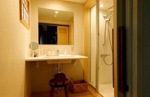 Kanazawa Hotel | Motoyu Ishiya