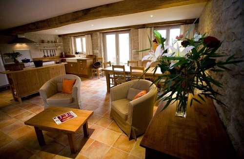 Corgoloin Cottage | Moulin de Cussigny, charming B&B