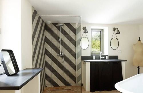 Pezenas Villa | Moulin De La Peche - Five Bedroom Villa, Sleeps 10