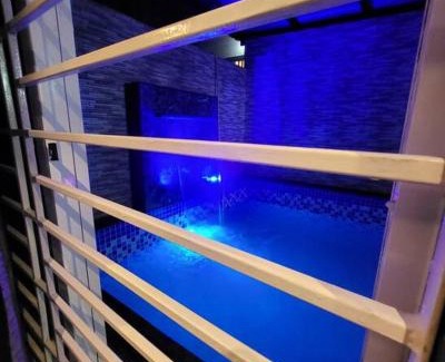 Kune N.m. House | Mount Bungalows-1 Bedroom BIG Private PoolCottage