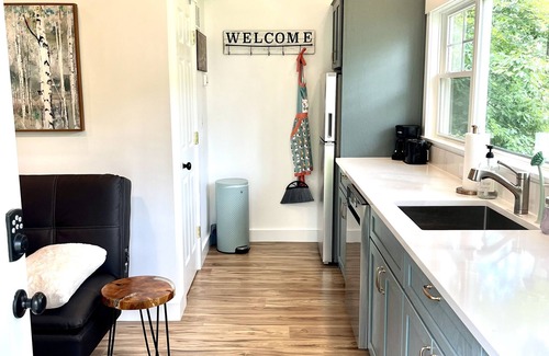 West Alton Cottage | Mount Major Cottage - Gateway to NH Lakes & Mountains