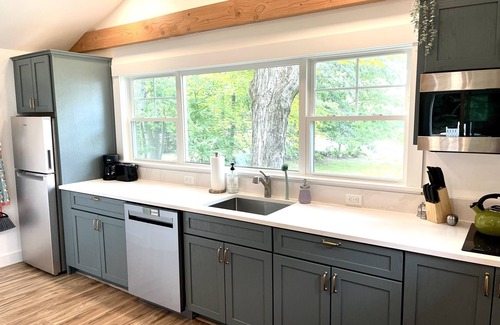 West Alton Cottage | Mount Major Cottage - Gateway to NH Lakes & Mountains