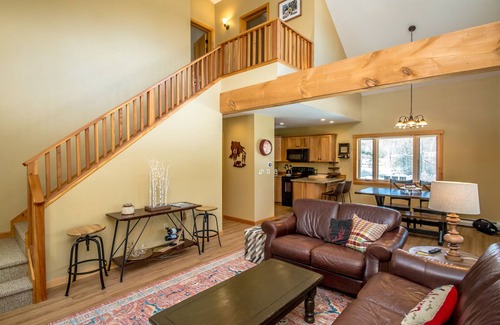 Bartlett House | Mount Washington Valley Home/Storyland/Hiking/Saco/EV Charger