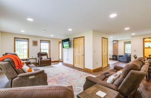 Granville House | Mountain and Sunset Views Upstate Family Home