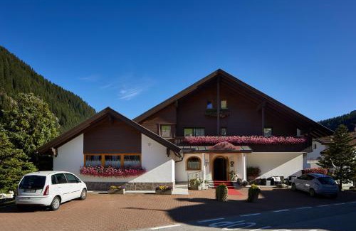 Corvara in Badia Hotel | Mountain B&B - La Scalira