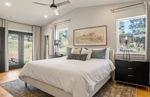 Bailey House | Mountain Bliss & Panoramic Views