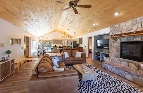 Pagosa Springs Cabin | Mountain Cabin | Fenced yard, Great Location, Mountain Views