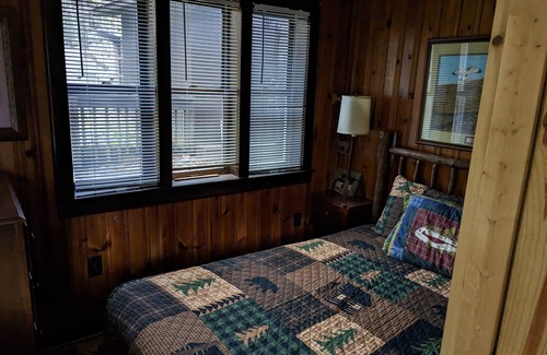 Roan Mountain Cabin | Mountain cabin with 3600 plus high elevation with Creek and waterfall frontage