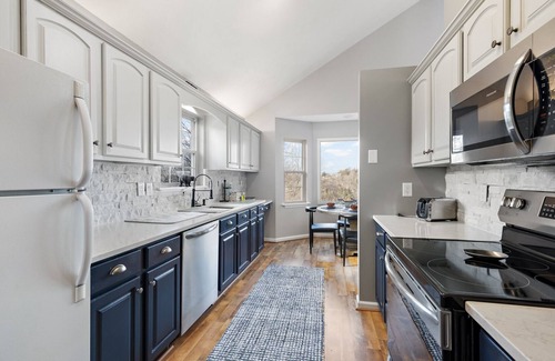 Boone Cottage | Mountain Cottage on Ski Slopes