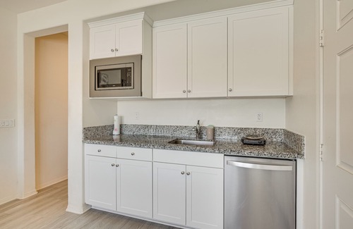 Victorville Apartment | Mountain & Desert Views: Cozy Apt in Victorville!