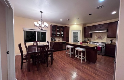 Running Springs Cabin | Mountain Escape: Sleeps Multiple Families with Pool Table & Game Room