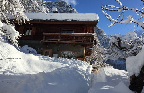 Servoz Ski Chalet | Mountain guide's chalet in the Chamonix valley
