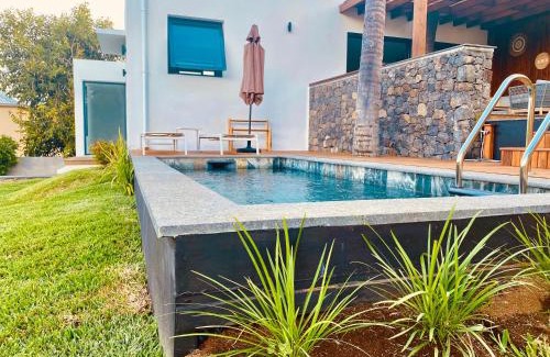 Caphomard Villa | Mountain Horizon - St Gilles les bains