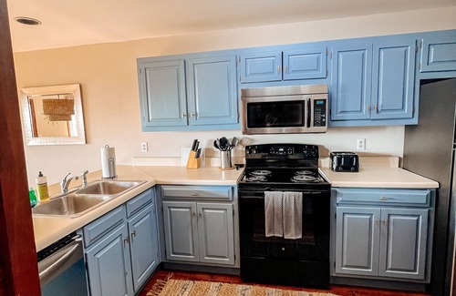 Sugar Mountain Condo | Mountain Haven with Jacuzzi & Fireplace: Spectacular Views in Sugar Mountain, NC