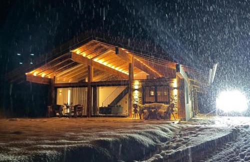Sankt Johann in Tirol Ski Chalet | Mountain Hide-Away