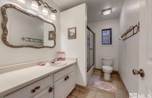 Verdi House | Mountain Hideaway-5 Beds-Perfect for Group Retreat