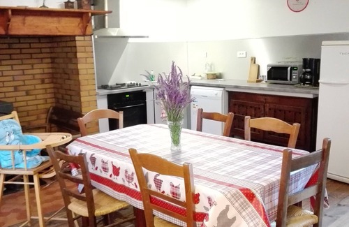 Ouste House | mountain holiday house for 8 people