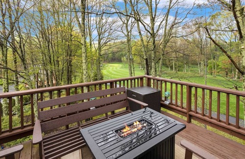 Beech Mountain Cabin | Mountain Home on Beautiful Golf Course