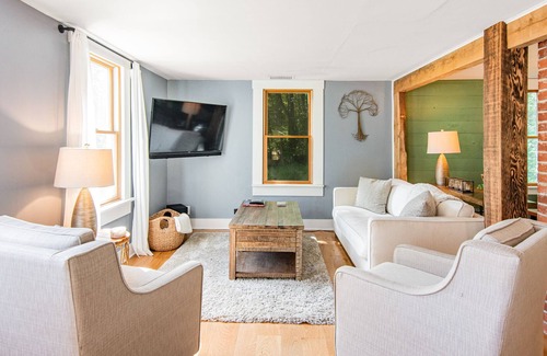 Waterville House | Mountain home-views- close to Cambridge & Stowe VT