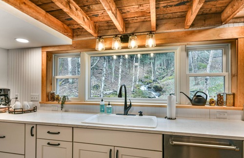 Waterville House | Mountain home-views- close to Cambridge & Stowe VT