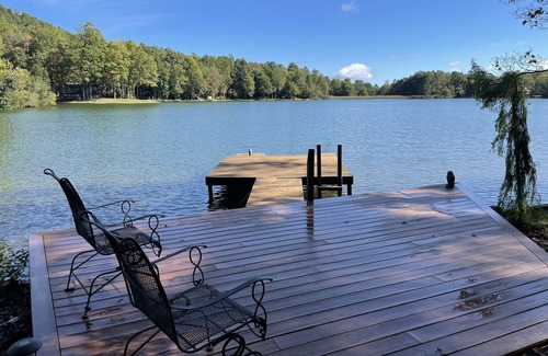 Saluda House | Mountain House on Private Lake