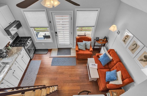 Thomas Cabin | Mountain Koru Near Trails & Town 2 Bedroom Cabin