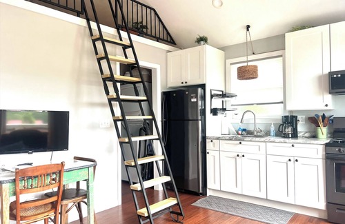 Thomas House | Mountain Koru - Tiny House in Thomas WV