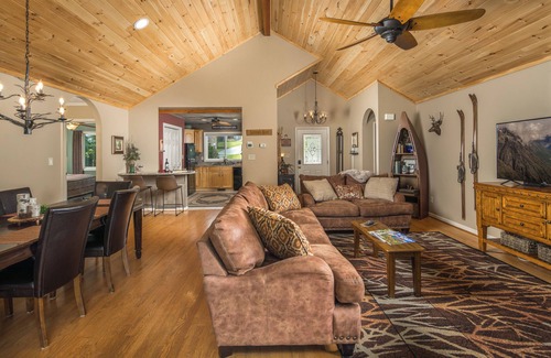 Banner Elk House | Mountain Majesty at Emerald View | Luxury Living & Stunning Vistas