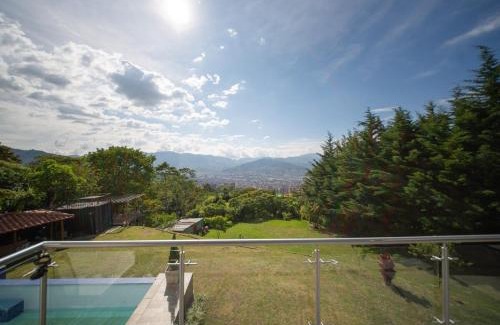 Envigado House | Mountain Mansion Pool, Jacuzzi Epic Medellin View