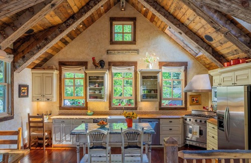 Crested Butte House | MOUNTAIN MASTERPIECE. In town. Hot tub on creek. Featured in magazines/HGTV.