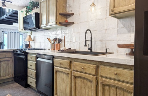 New Meadows Cabin | Mountain Modern Cabin on Goose Creek w/Easy Access to Brundage!