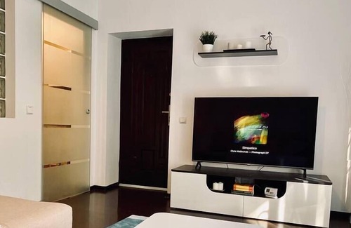 Sinaia Apartment | Mountain Nest Apartment w. SmartTV