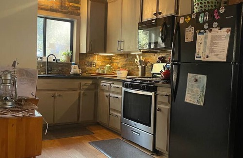 Wrightwood Apartment | Mountain Pines Lodge in Wrightwood