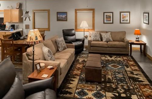 South Fork House | Mountain Retreat