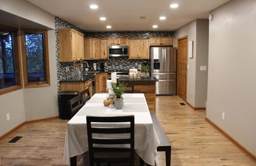 Eagle River House | Mountain & River Views, 7 P Hot Tub, 4 Patios, 4 Bedrooms, 2+ Baths, Cozy FP