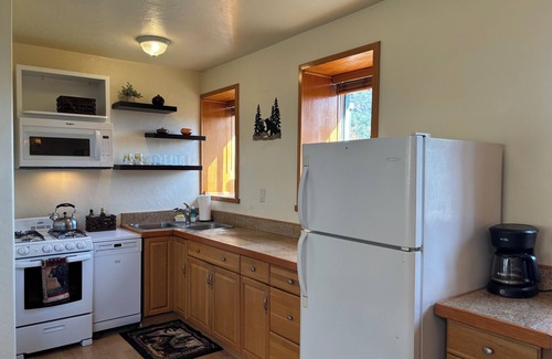Three Rivers Cabin | Mountain Summit View