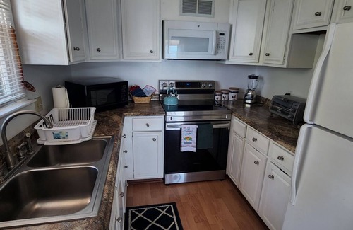 Luray House | Mountain Top Chalet | 0 Bed, 2 Bath