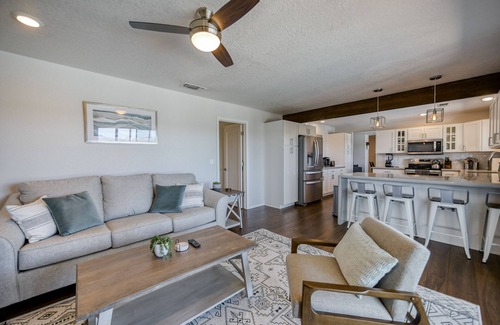 Midway House | Mountain Trio : !VIEWS! Heated Pool & Spacious!