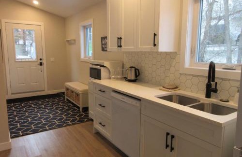 Banff Bed & Breakfast | Mountain View Bed & Breakfast