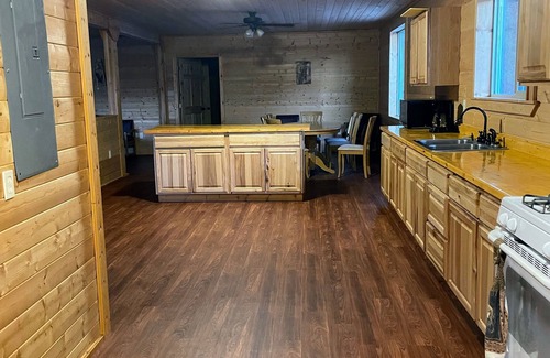 Elk City House | Mountain View Cabin