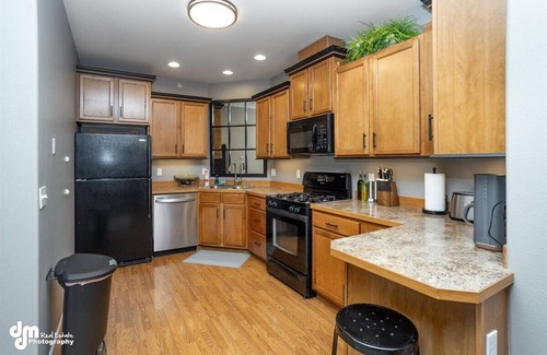 Alyeska Apartment | Mountain View - Cozy Two Bedroom Condo