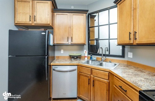 Alyeska Apartment | Mountain View - Cozy Two Bedroom Condo