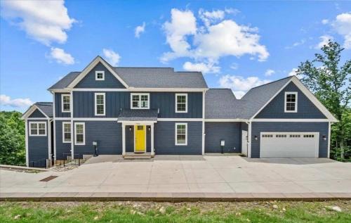 Tigerville House | Mountain View Escape