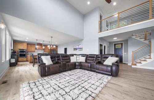 Tigerville House | Mountain View Escape