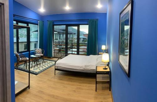 Gergeti Hotel | Mountain View