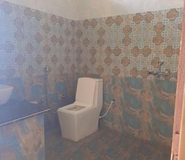 Bail Parao Hotel | Mountain View Golden Category Rooms