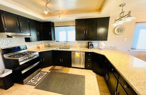 Ruidoso House | Mountain View, Hot Tub, Pool Table, 15 Guests, 5 Bedrooms, 5 Bathrooms, dtown 7m